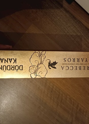  Dördüncü Kanat - Rebecca Yarros