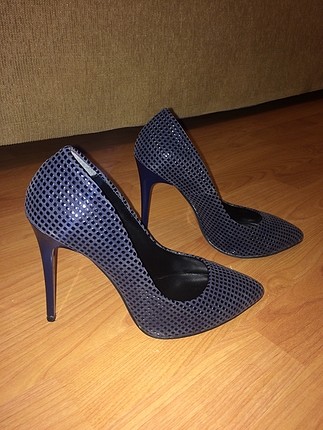 Lacivert stiletto