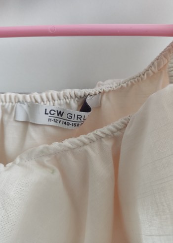 LC Waikiki Kız Çocuk Fırfırlı Keten Askılı Bluz