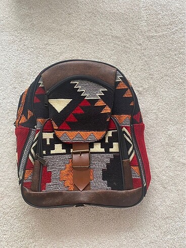 Etnik desenli kilim çanta
