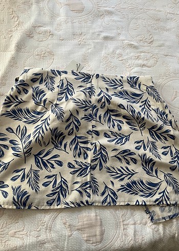Bej Yaprak Desenli etek - Görsel 2