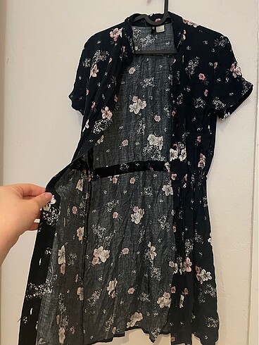 H&M Çiçekli gömlek elbise