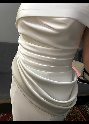 Beyaz Drapeli Straplez Uzun Gelinlik - Görsel 6