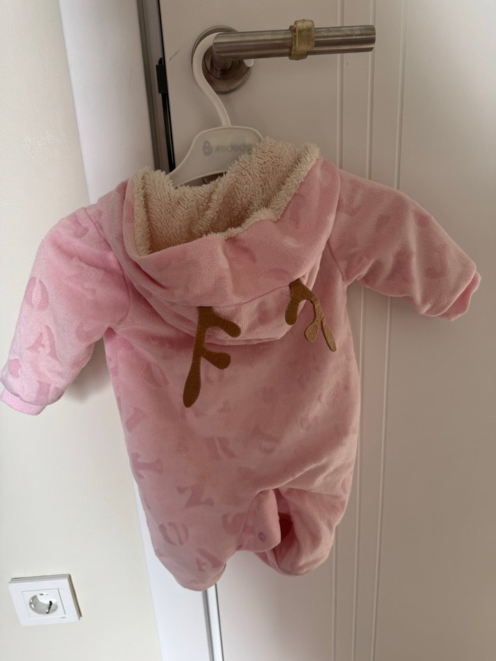 Pembe Kapüşonlu Bebek Tulumu - Görsel 3