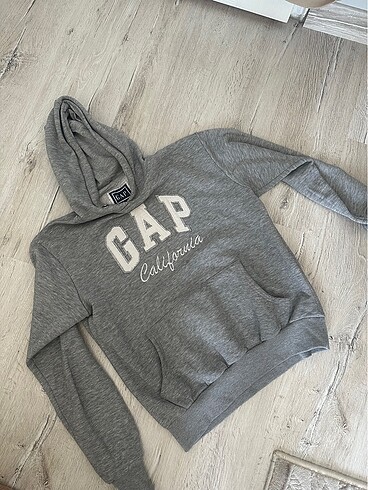 Gap sweat