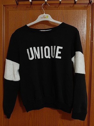 Unique Siyah Sweatshirt