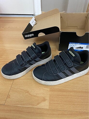 Adidas erkek çocuk ayakkabı