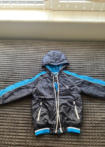 LC Waikiki Erkek Çocuk Kapüşonlu mevsimlik mont