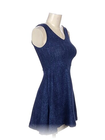 Vintage Love PreLoved Kısa Elbise %70 İndirimli.
