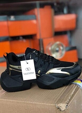 #valentino