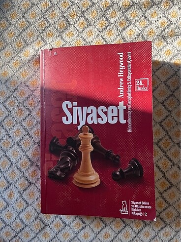 Andrew Heywood \ Siyaset