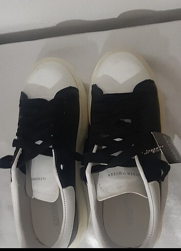 Alexander McQueen yeni&etiketli Alexander