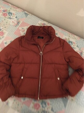 Bershka Mont