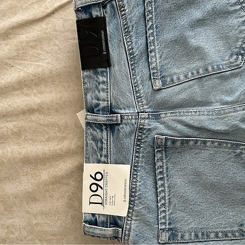 34 Beden mavi Renk Stradivarius crop straight fit jean