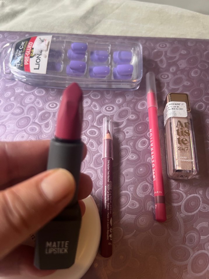 Makyaj malzemeleri - Görsel 5