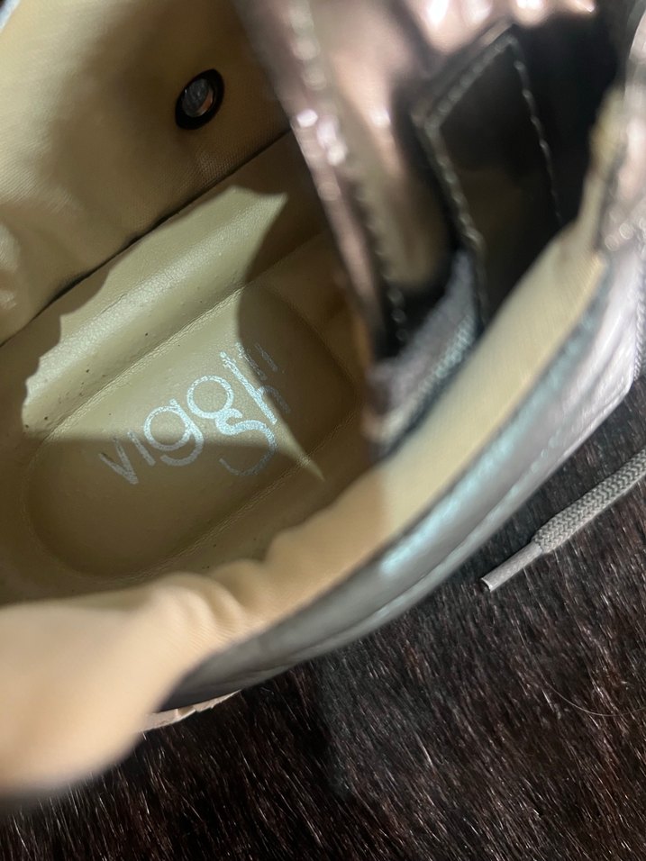 Gri MetalikKadın Spor Ayakkabı - Görsel 3