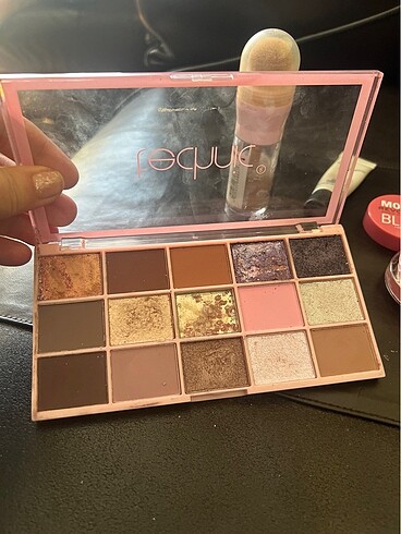 Huda Beauty Hudabeauty far paleti