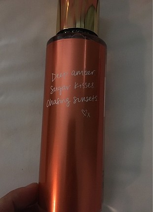  Beden Victoria's Secret Amber Romance body mist