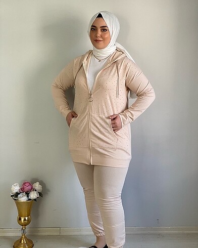Taşlı Takım