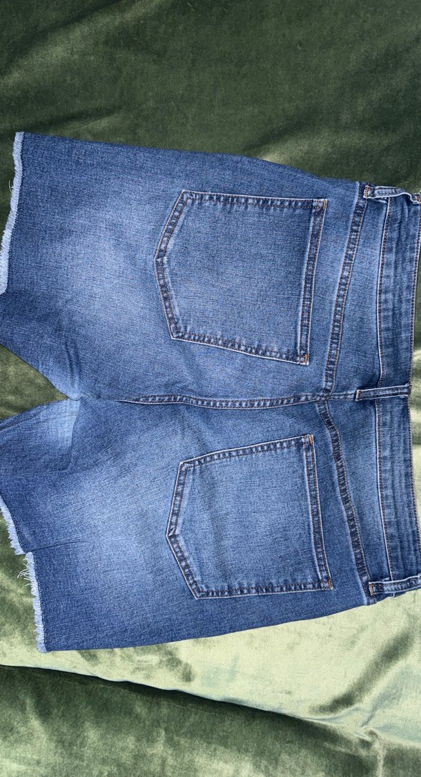 Kadın Mavi Midi Kot Şort - Görsel 3