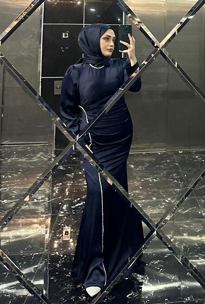 Uzun Kollu Siyah Drapeli Kadın Elbise - Görsel 2