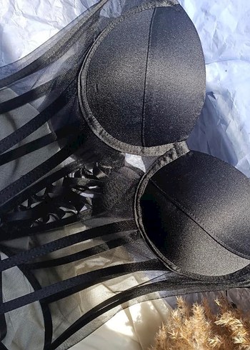 Zara Tul Detayli Siyah Strappy Sutyen Bustiyer