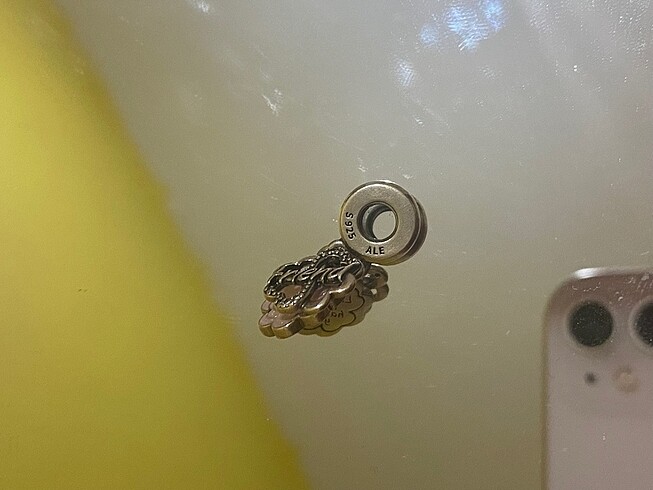  Beden Pandora sallantılı charm