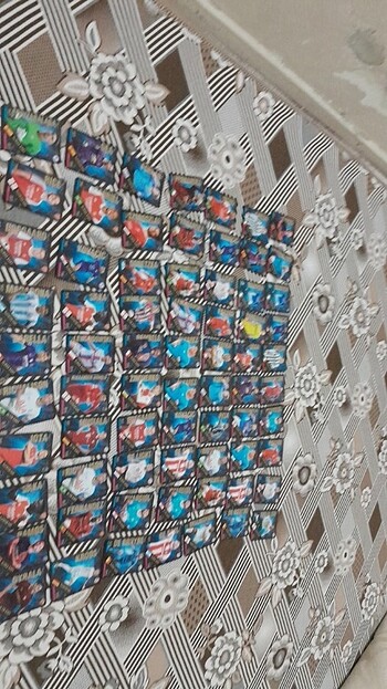 70 adet yeni seri Yeni çıkan kartlar 30 veya 70'in arasında kart