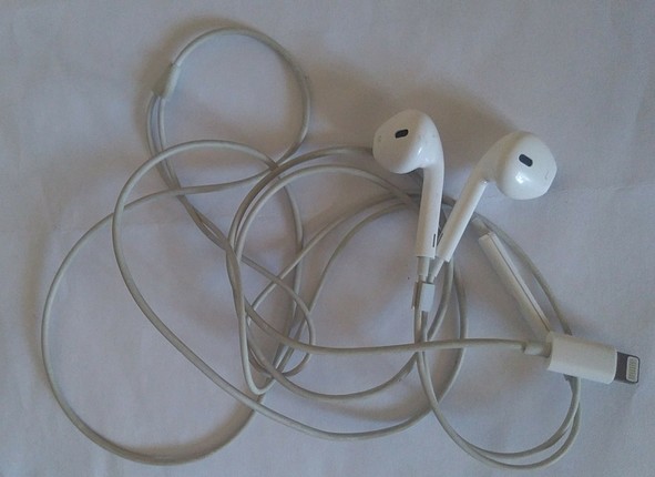 iPhone kulaklık