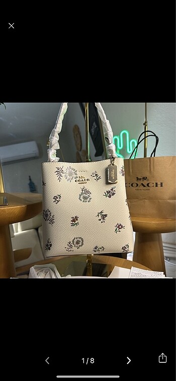 Small town bucket
