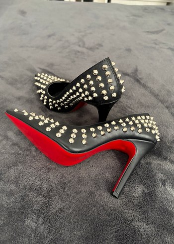 Sivri Uçlu Çivili Siyah Rock Stiletto - Görsel 4