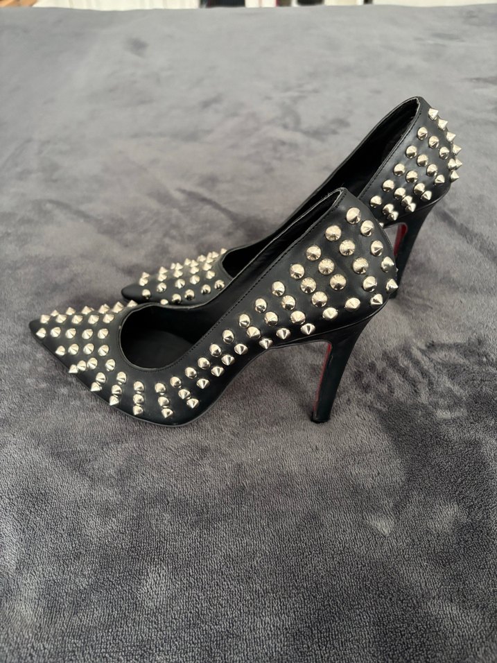 Sivri Uçlu Çivili Siyah Rock Stiletto - Görsel 2