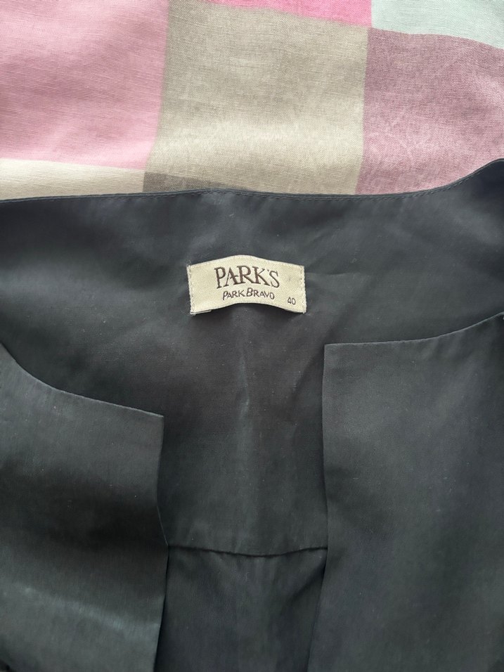 Siyah Düğmeli midi boy elbise - Görsel 3