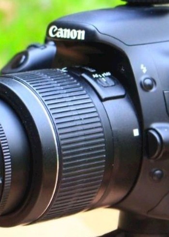 Canon 550 D Fotoğraf Makinesi Kamera - Görsel 2