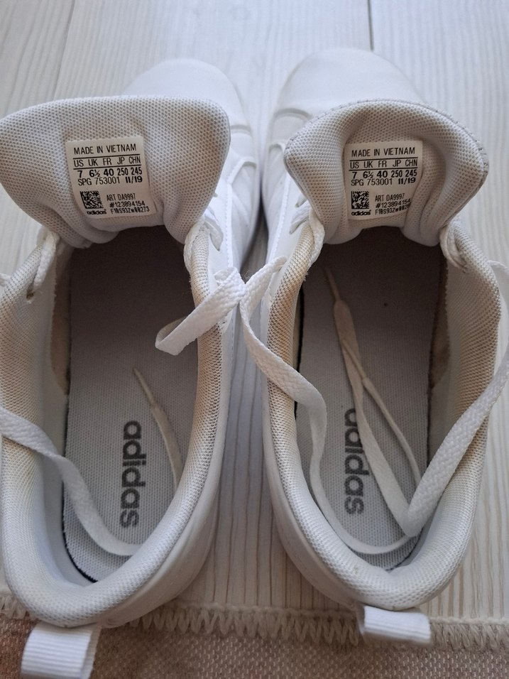 adidas unisex spor ayakkabı - Görsel 4