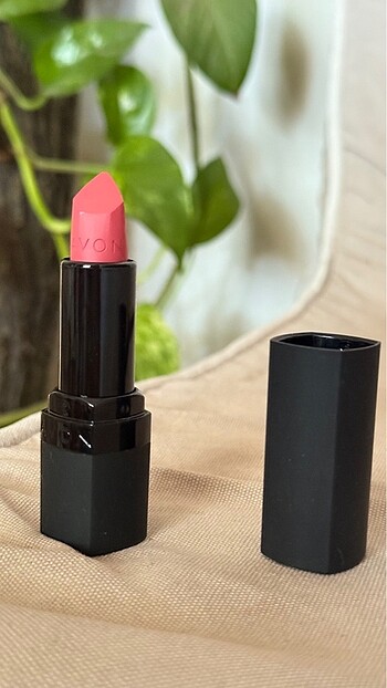 Avon mat ruj
