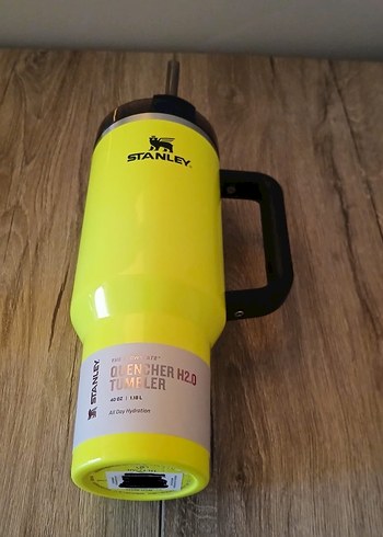 Stanley Pipetli Termos - Görsel 4