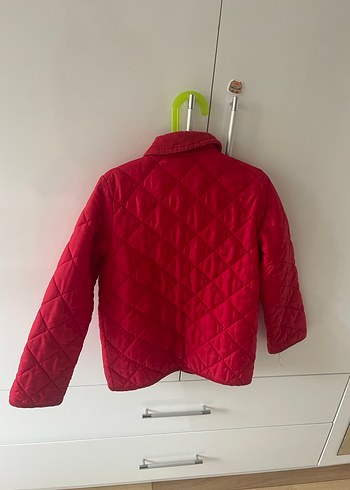 Kırmızı Düğmeli Çocuk Mont - Görsel 3