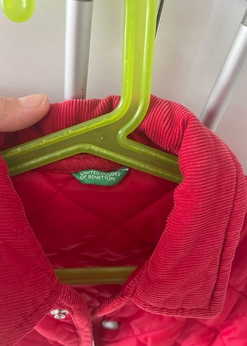 Kırmızı Düğmeli Çocuk Mont - Görsel 4