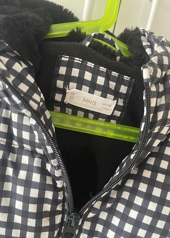 Kapüşonlu Kareli çocuk Kaban - Görsel 8