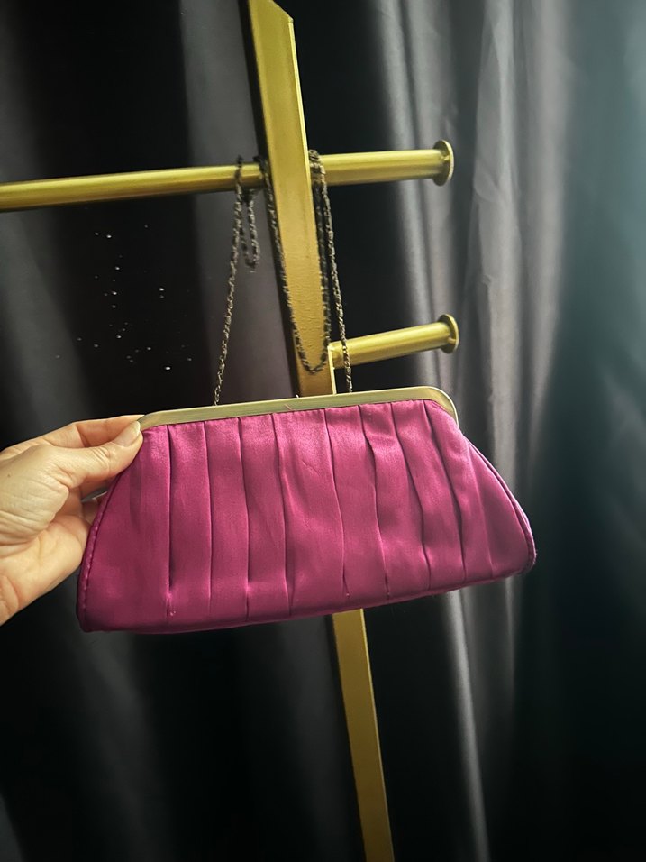 Zincir Detaylı Mor Saten Kadın Clutch Çanta - Görsel 2