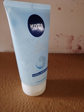 NIVEA Arındırıcı Peeling 