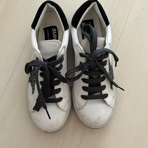 Golden Goose