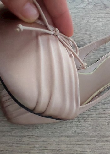 37 Beden ZARA SATEN BABET