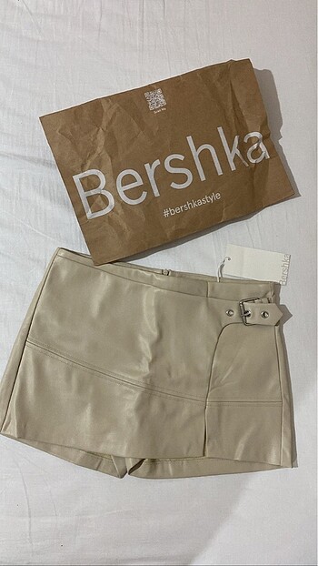 bershka bej şort etek