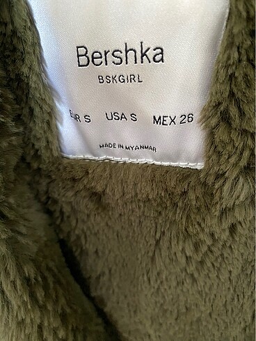s Beden Bershka mont