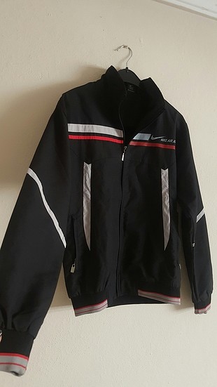 nike eşofman üstü