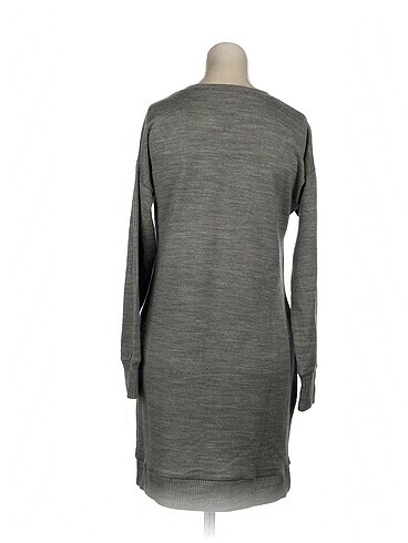 m Beden PreLoved Kazak / Triko %70 İndirimli.