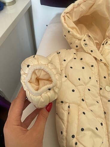 Kız Çocuk Mont Puantiyeli - Görsel 3