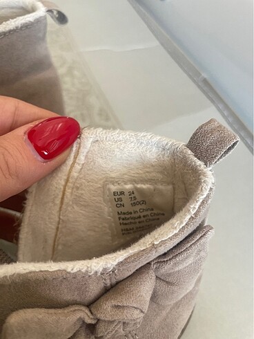24 Beden H&M Kız Çocuk Bot